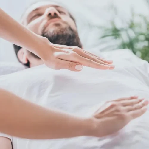 reiki-getty_creative