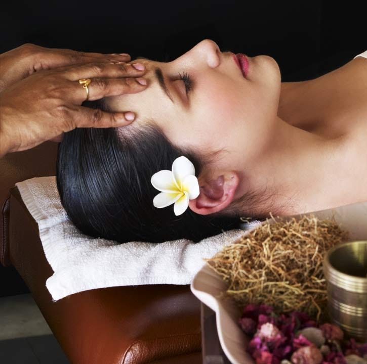 (Aromatherapy Massage)