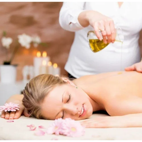 (Aromatherapy Massage)